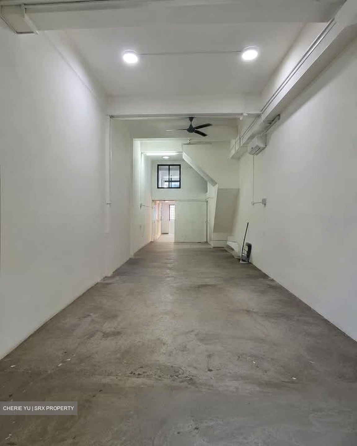 Sims Avenue (D14), Shop House #568678091
